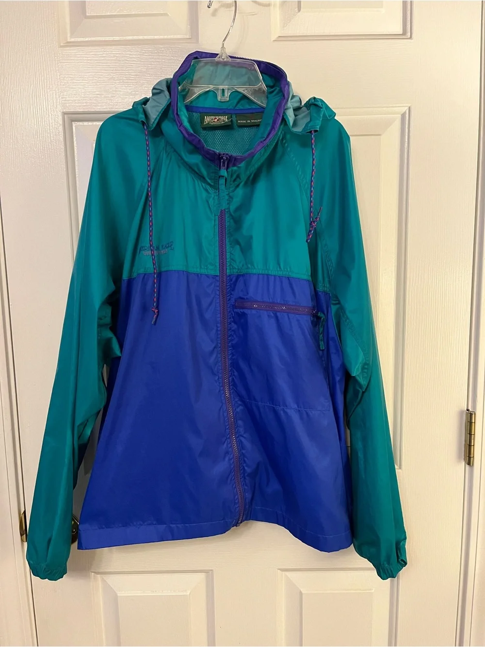 Vtg American Eagle Windbreaker Adult Hidden Hood Colorblock Teal/Purple 90’s Med
